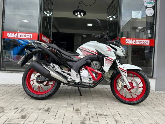 HONDA CB TWISTER 